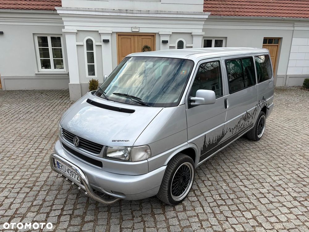Volkswagen Multivan Standard - 2