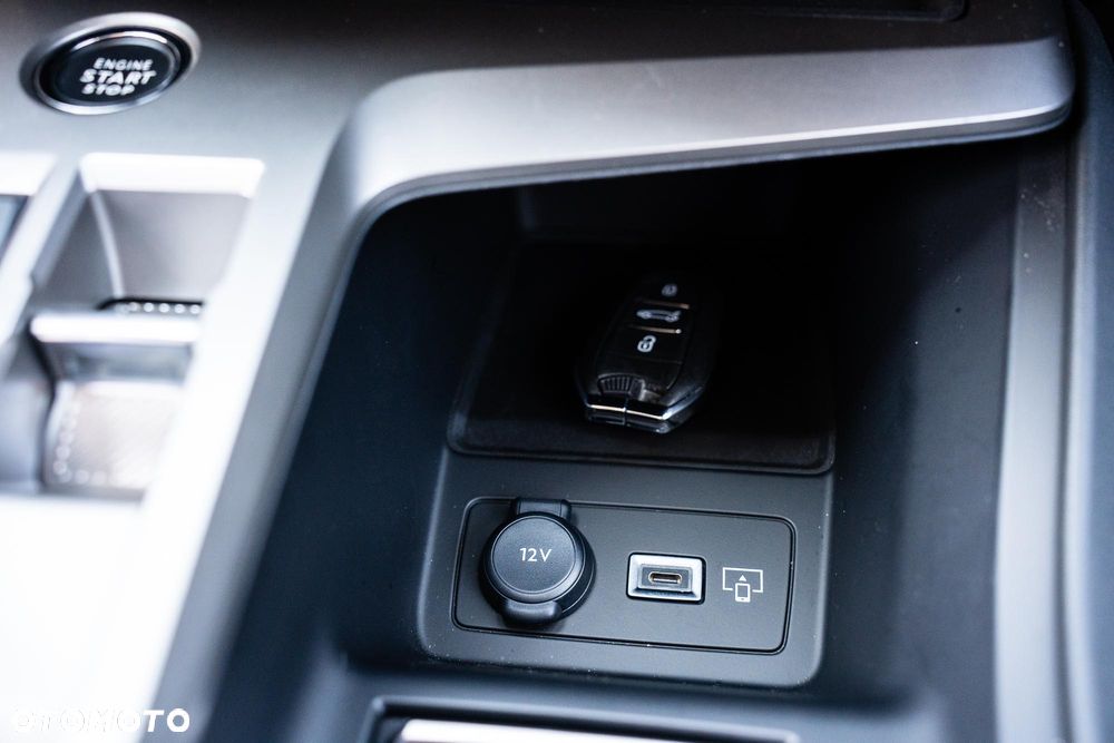 Peugeot 308 1.2 PureTech Allure S&S EAT8 - 24