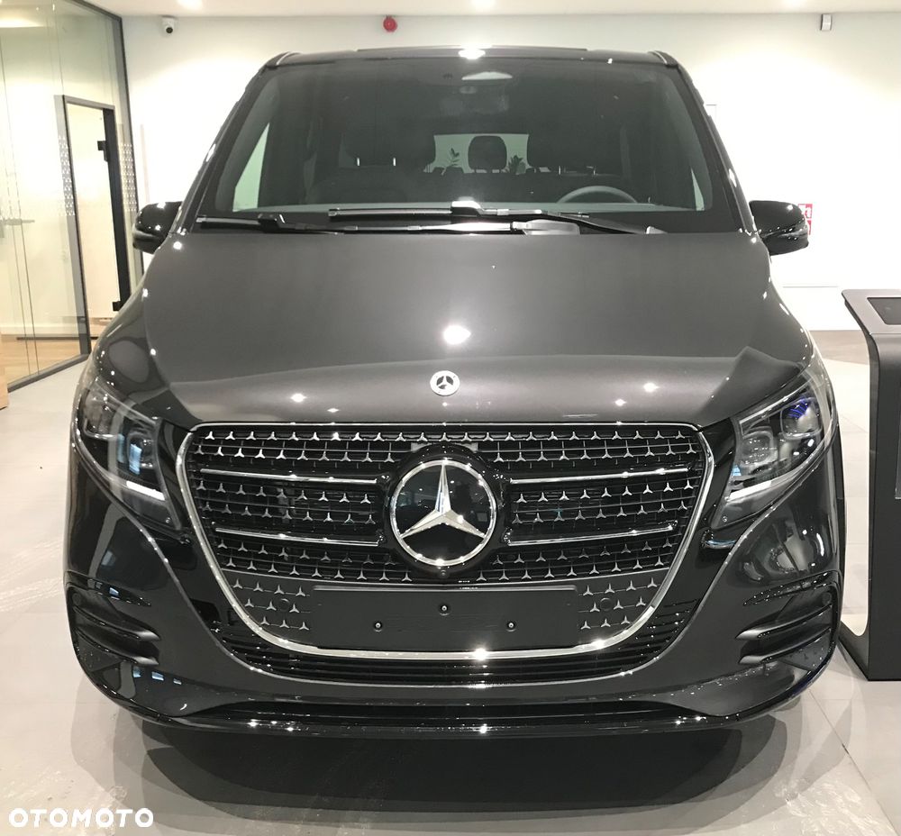 Mercedes-Benz Klasa V 300 d 4-Matic 9G-Tronic Exclusive (d³ugi) - 2