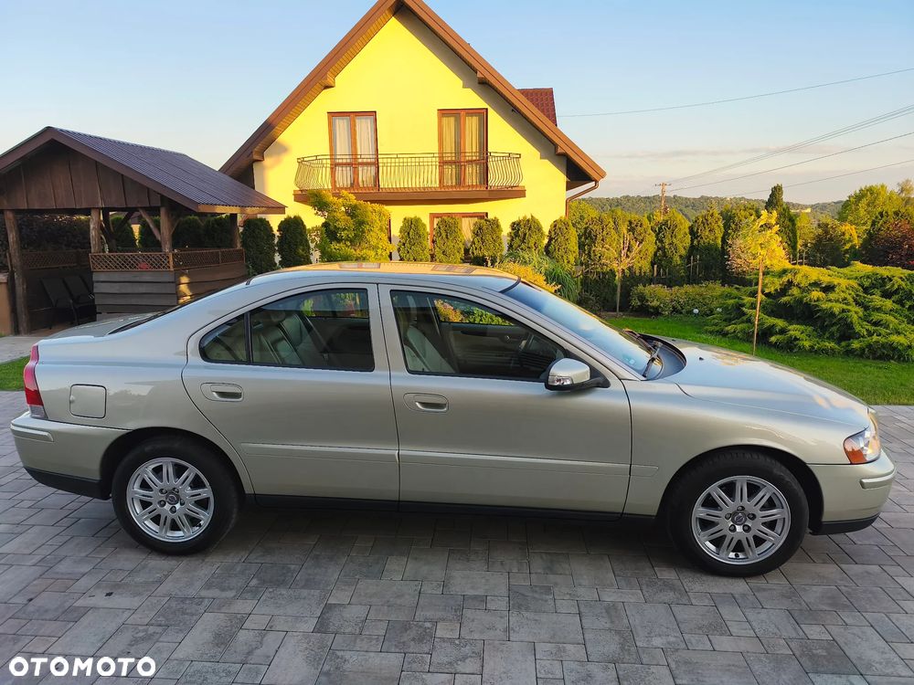Volvo S60 2.4D Kinetic - 14