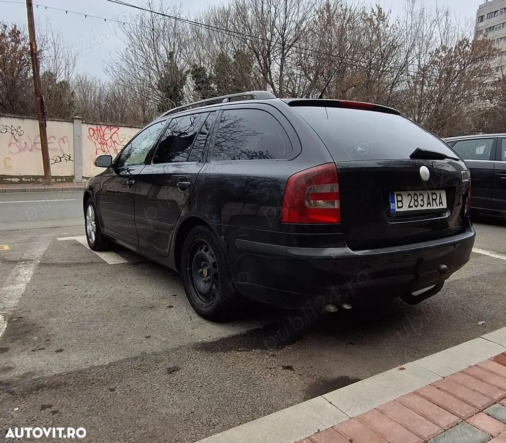 Skoda Octavia Combi 2.0 TDI Elegance - 2