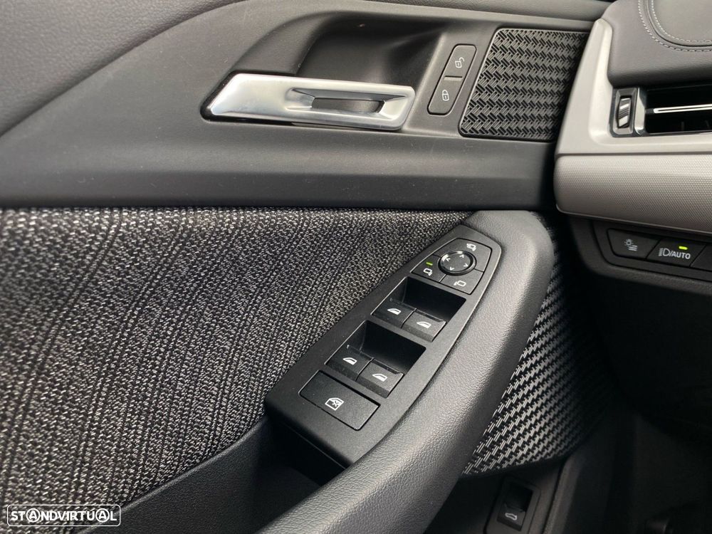 BMW 218 Active Tourer i Auto - 16