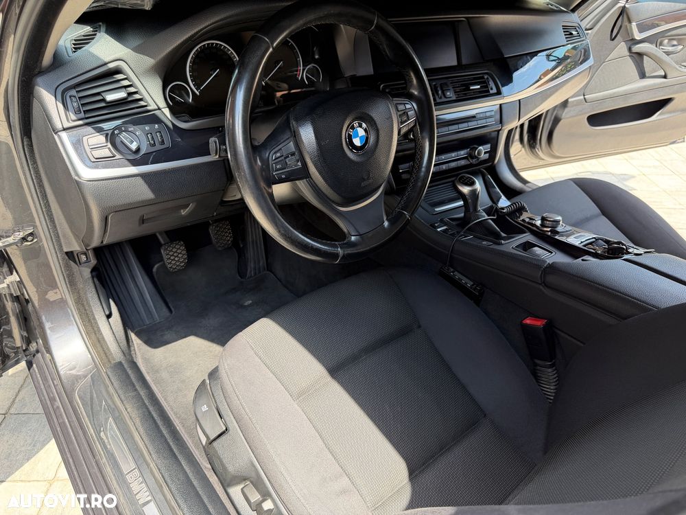 BMW Seria 5 520d EfficientDynamics Edition - 10