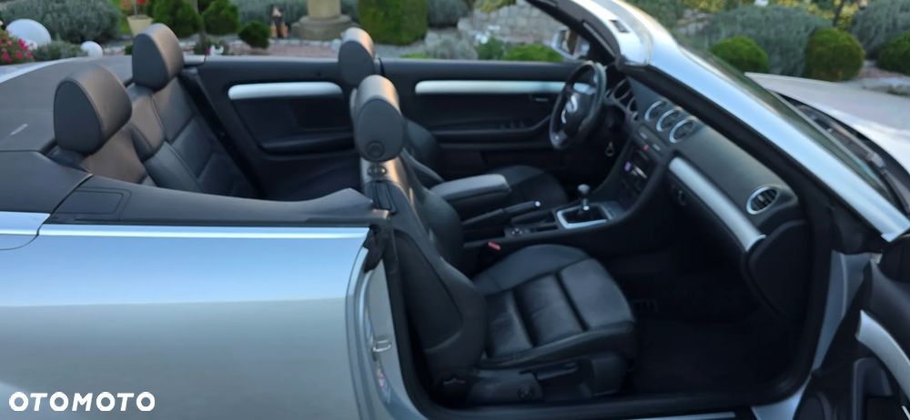 Audi A4 Cabrio 2.0 TDI DPF - 18