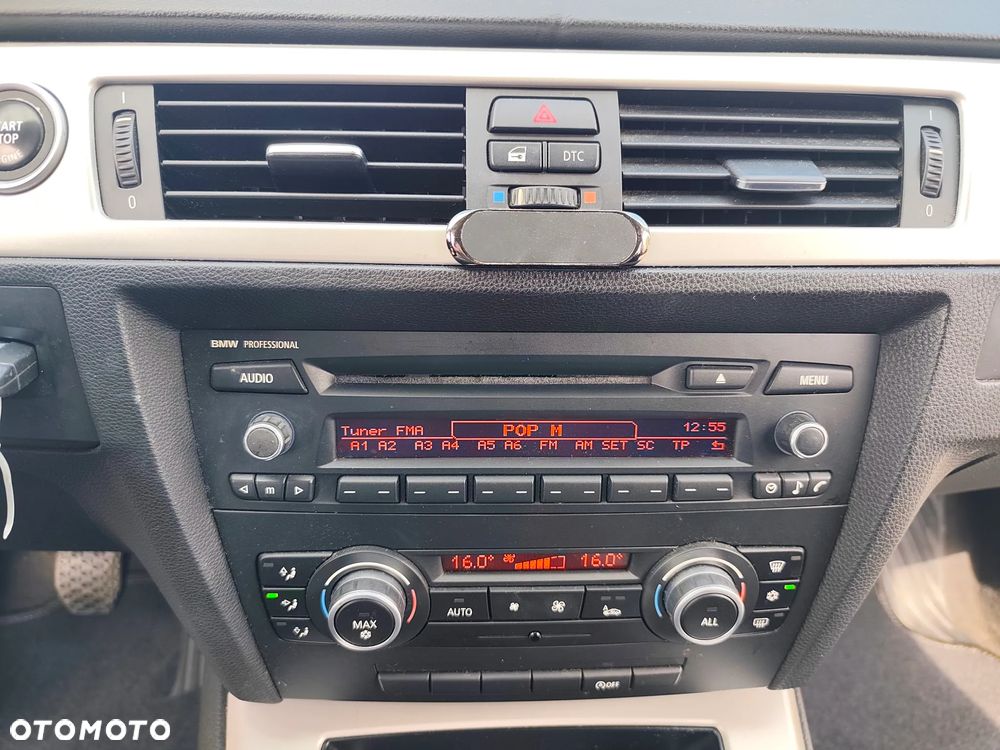 BMW Seria 3 320d - 16
