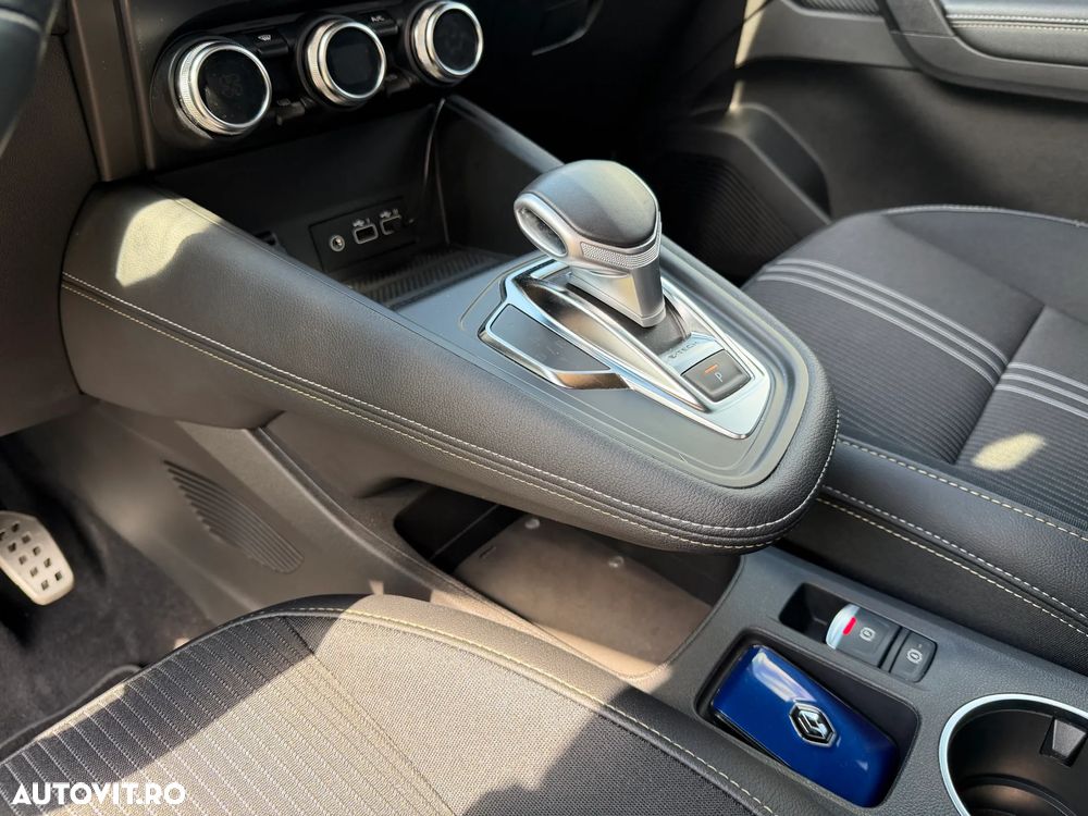 Renault Captur PHEV 160 Engineered - 15