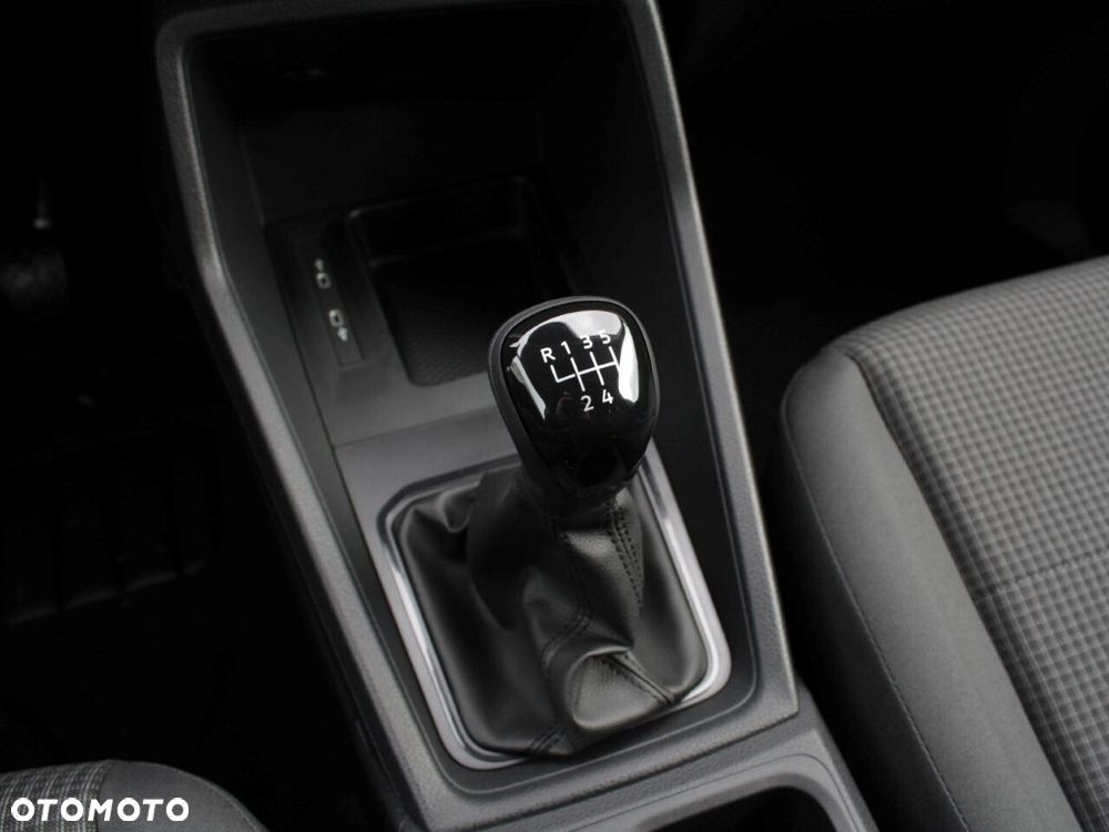 Volkswagen Caddy - 21