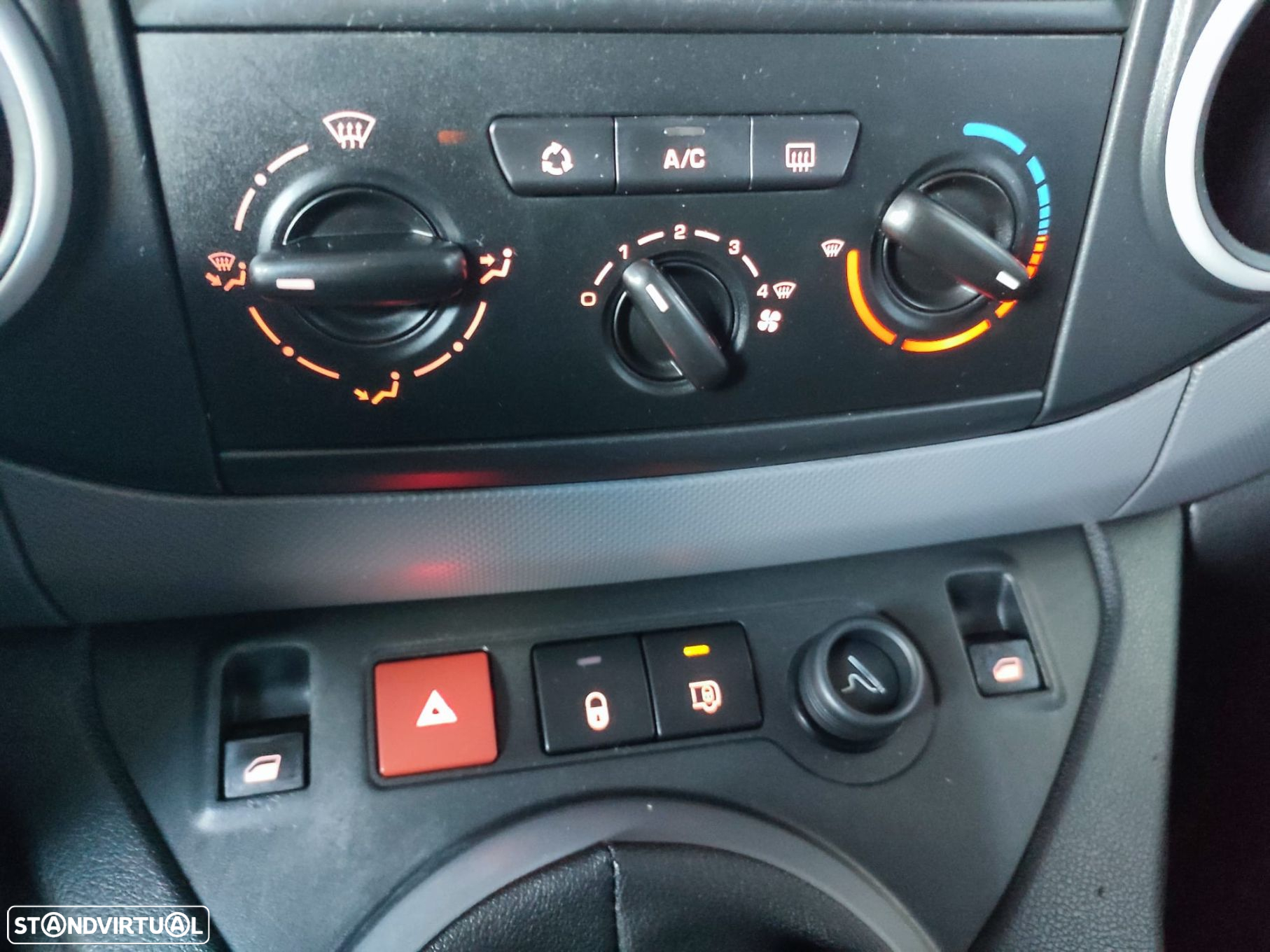 Peugeot Partner 1.6 HDi Confort Isótermica C/ Frio 90 Cv 2 Lug 5 Pts - 15