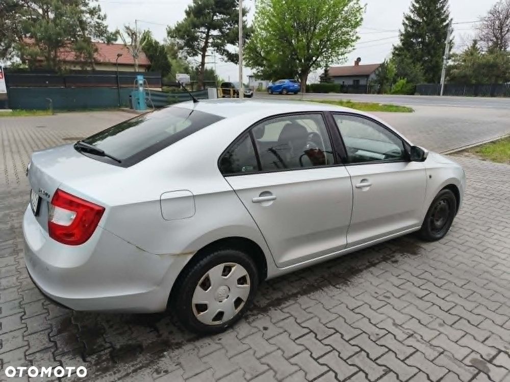 Skoda RAPID 1.6 TDI DPF Ambition - 5