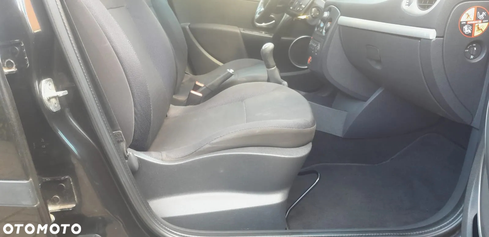 Renault Clio - 18