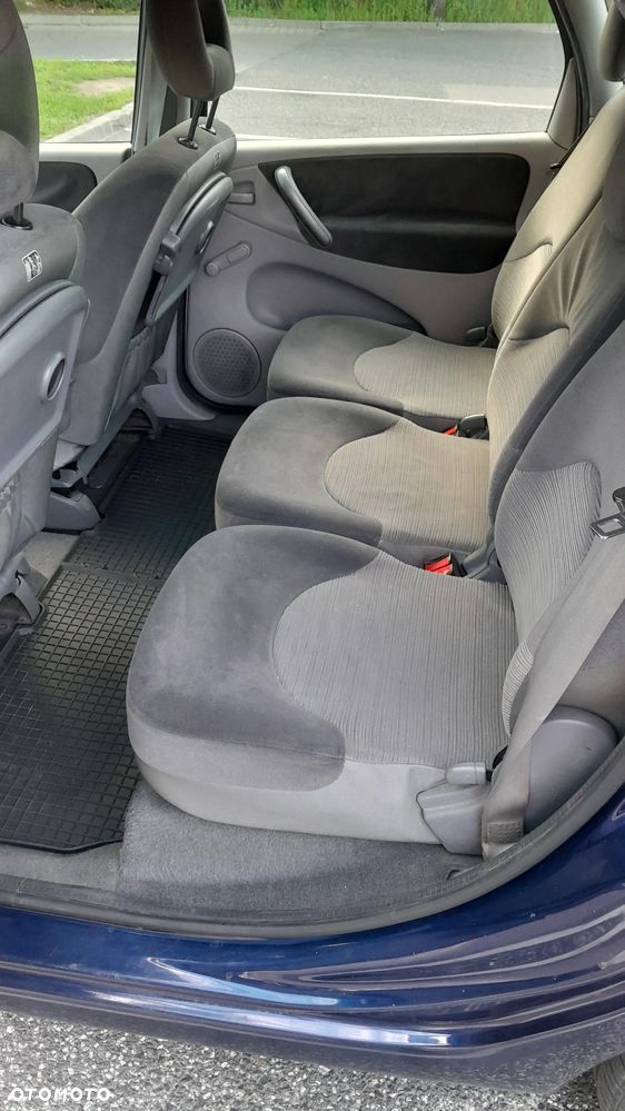 Citroën Xsara Picasso 2.0 16V Exclusive - 16