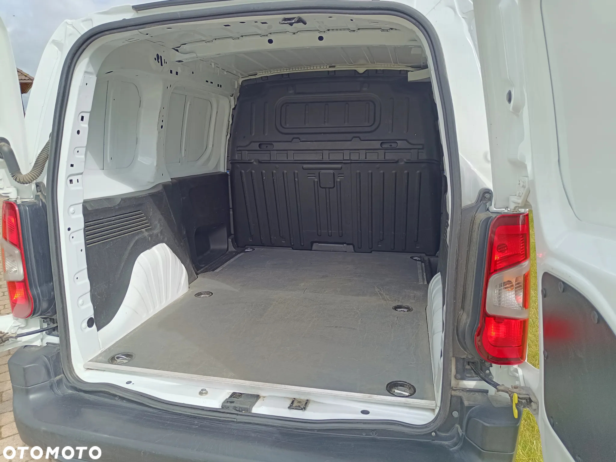 Toyota ProAce Kombi 1.5 D-4D Compact 2,6t - 33