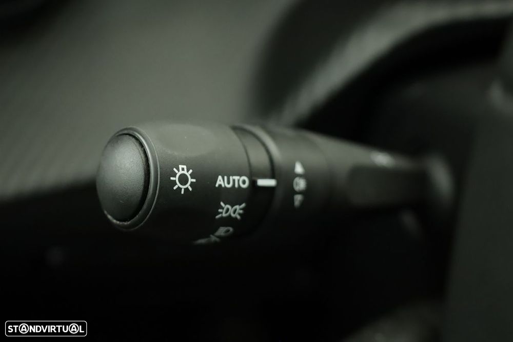 Peugeot 208 1.2 PureTech Style - 16