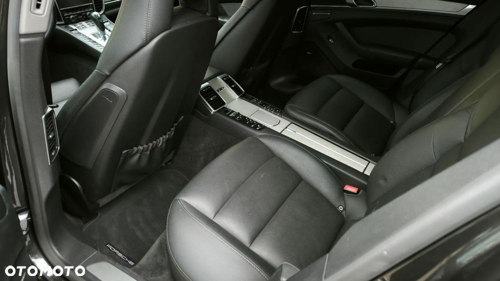 Porsche Panamera PDK Edition - 10