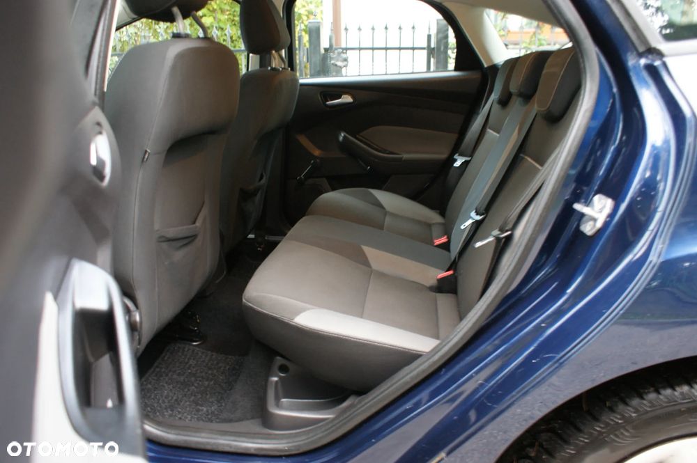 Ford Focus - 11