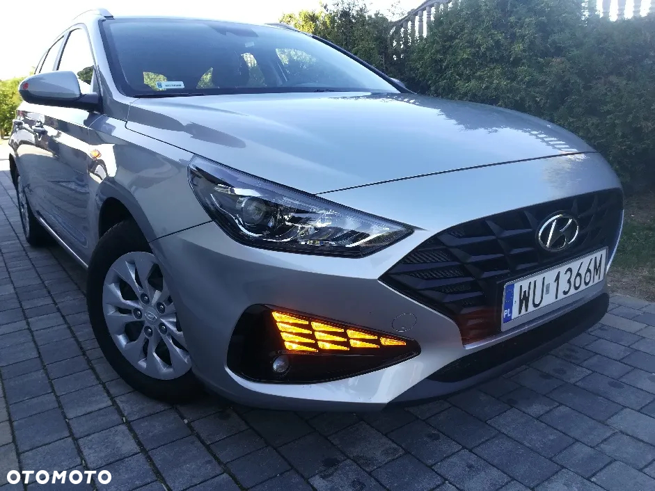 Hyundai i30 1.5 DPI Comfort - 12
