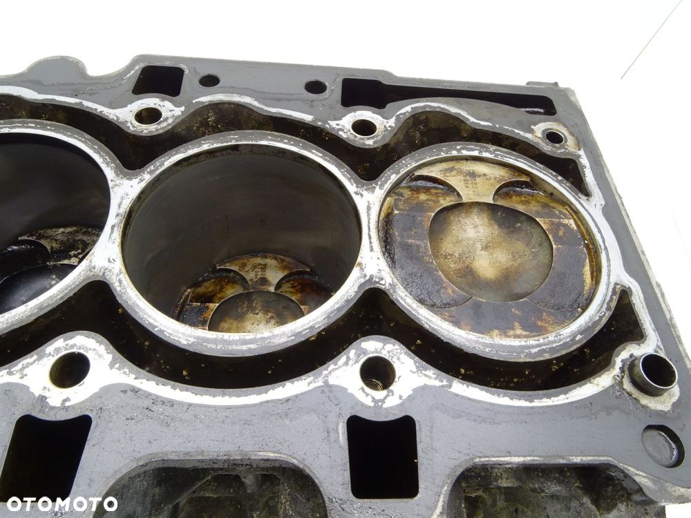 Blok dół silnika wał korbowy tłok korba miska n53 n53b30u0 bmw e92 e93 3.0 - 15