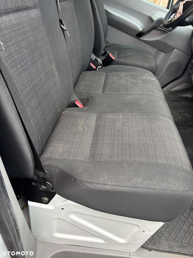 Mercedes-Benz sprinter - 24