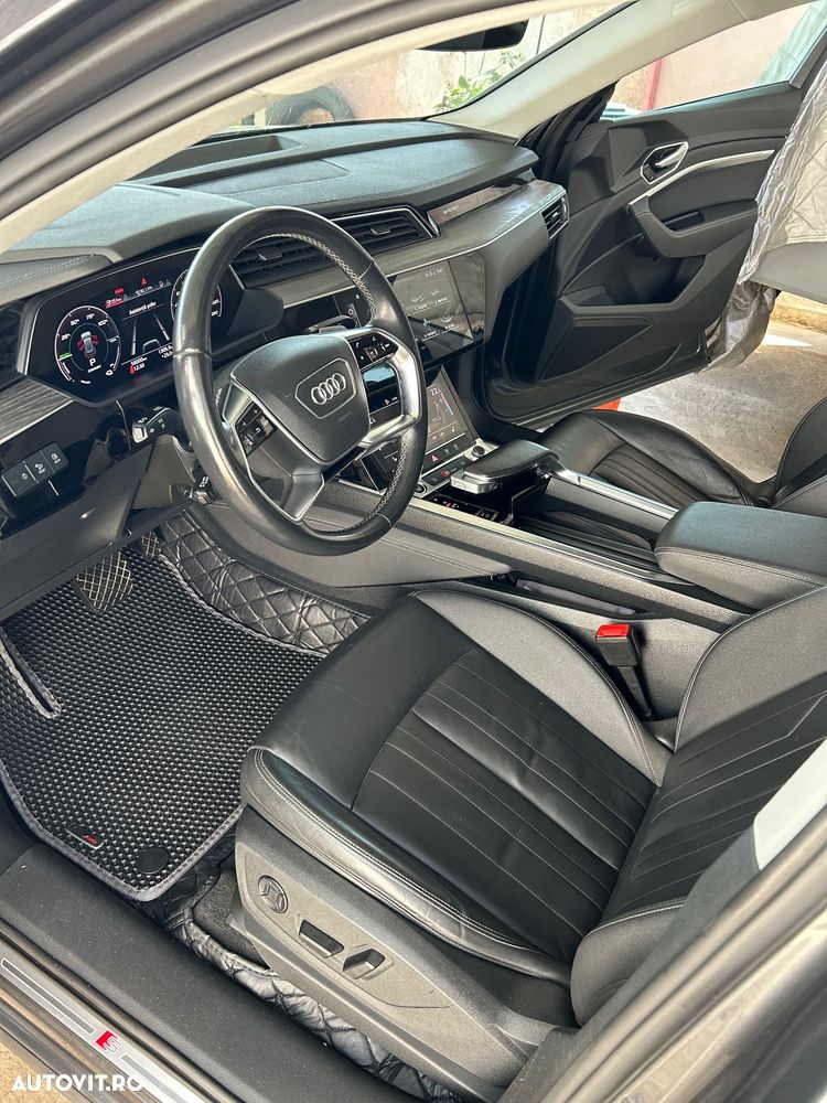 Audi e-tron - 18