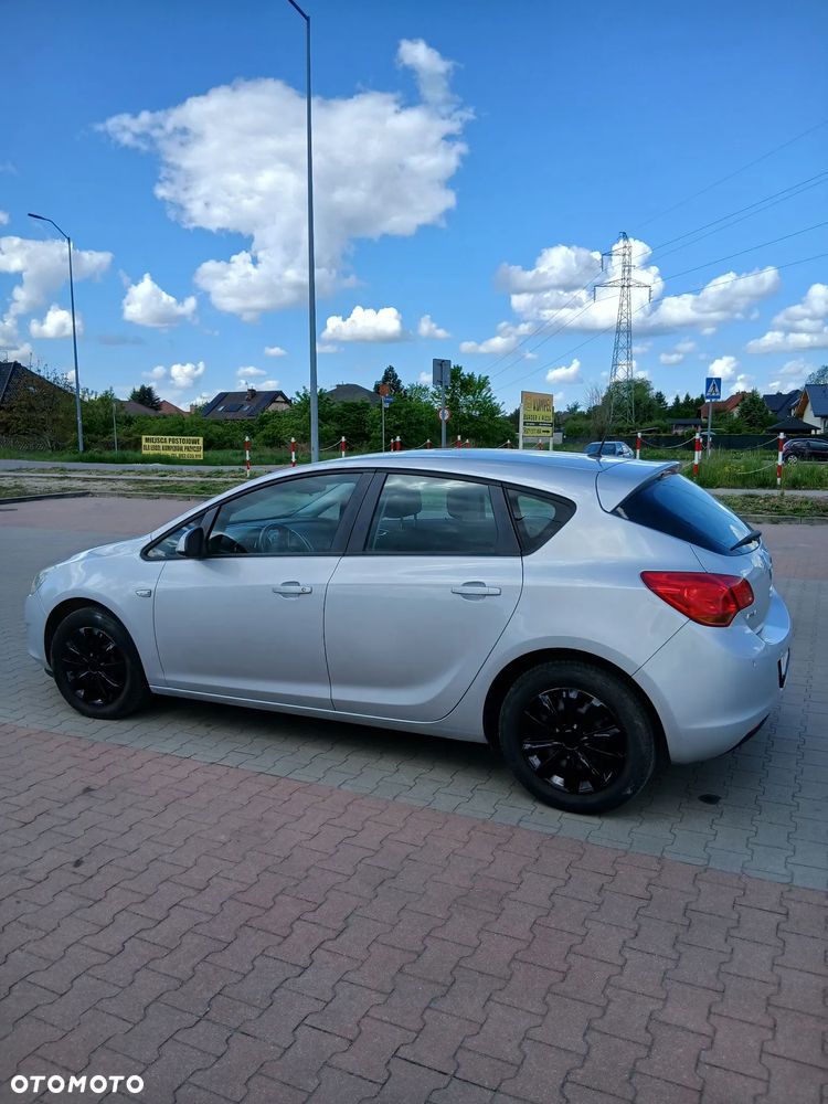 Opel Astra 1.6 Active - 7