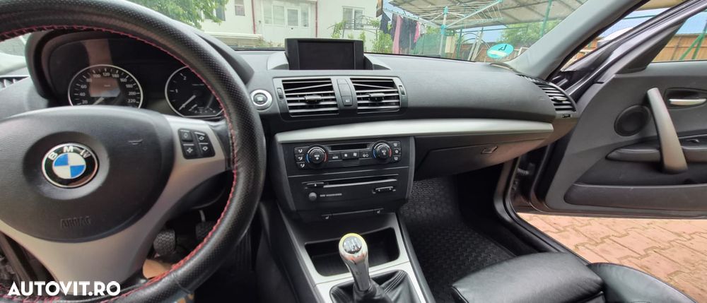 BMW Seria 1 120d - 10