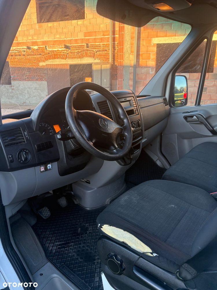 Mercedes-Benz Sprinter - 7