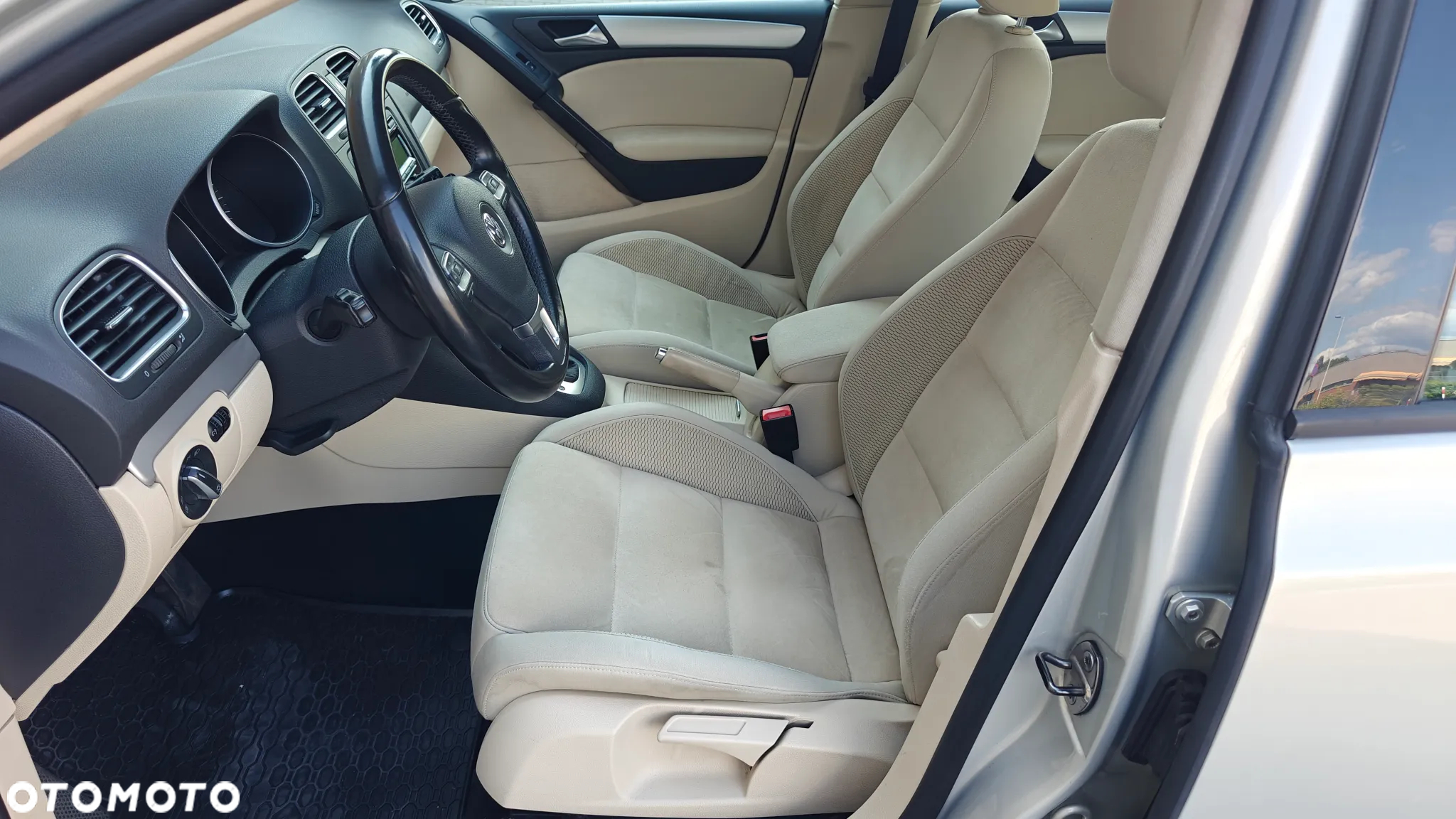 Volkswagen Golf VI 1.4 TSI Highline DSG - 16