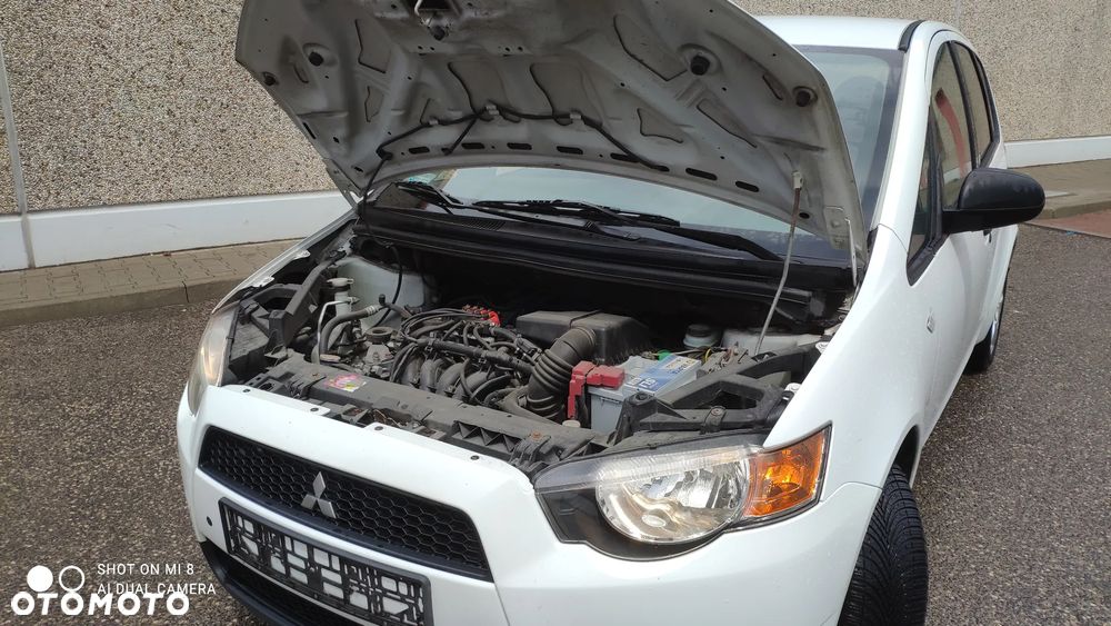 Mitsubishi Colt 1.3 Inform - 32