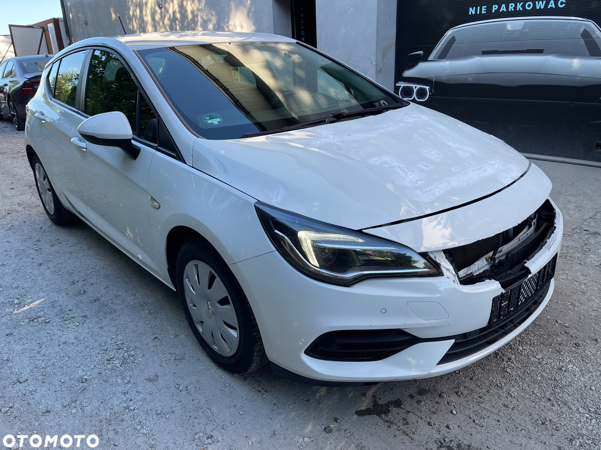 Opel Astra 1.5 D Start/Stop Business Edition - 4