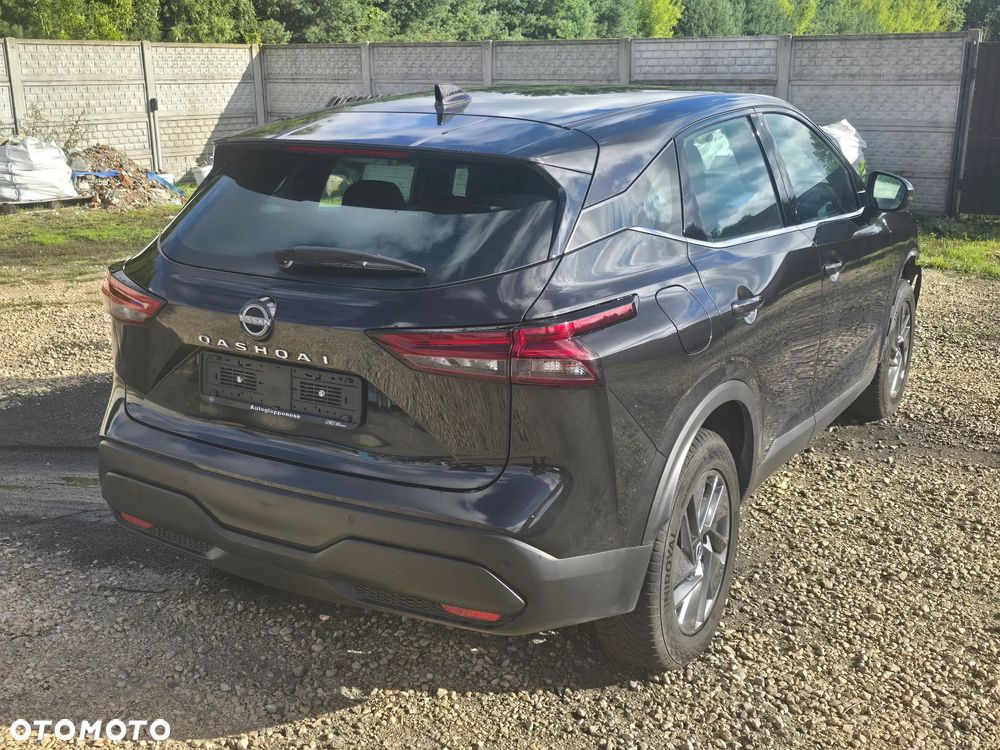Nissan Qashqai 1.3 DIG-T mHEV N-Connecta - 4