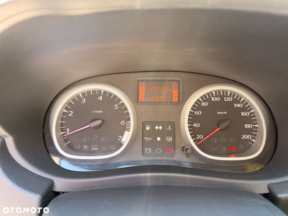 Dacia Duster 1.6 Euro5 - 13