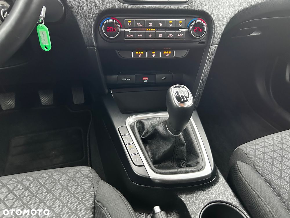 Kia Ceed 1.5 T-GDI OPF Vision - 30