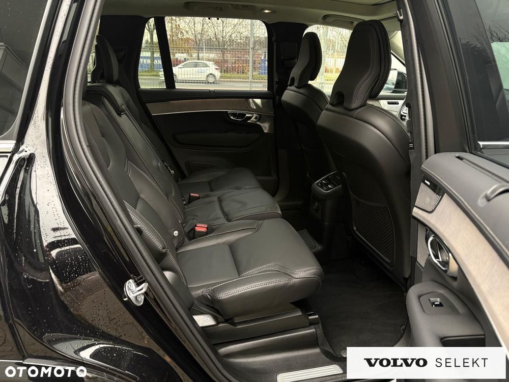 Volvo XC 90 - 23