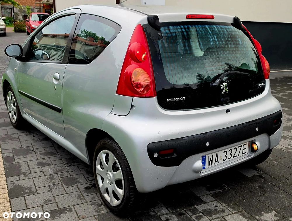 Peugeot 107 1.0 Trendy - 6