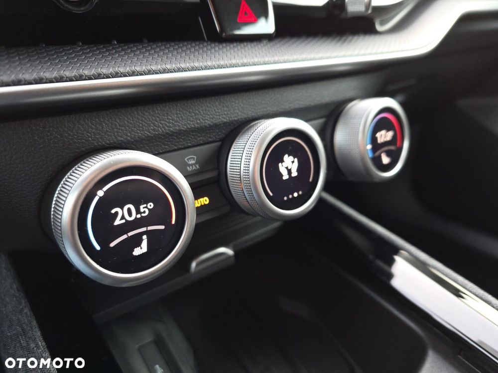 Skoda Superb 2.0 TSI Selection DSG - 34