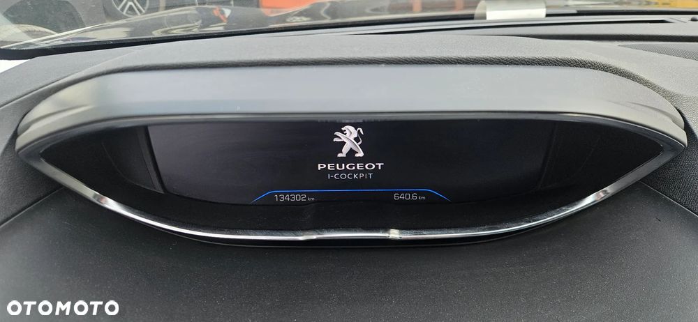 Peugeot 5008 PureTech 130 Stop & Start Active Business-Paket - 11