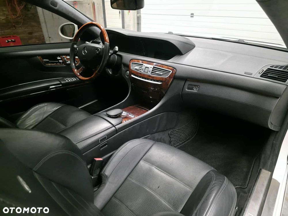 Mercedes-Benz CL 63 AMG - 10