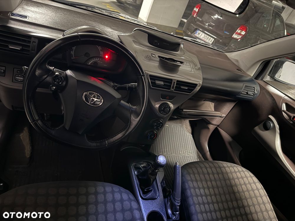 Toyota iQ 1.0 Luna - 7