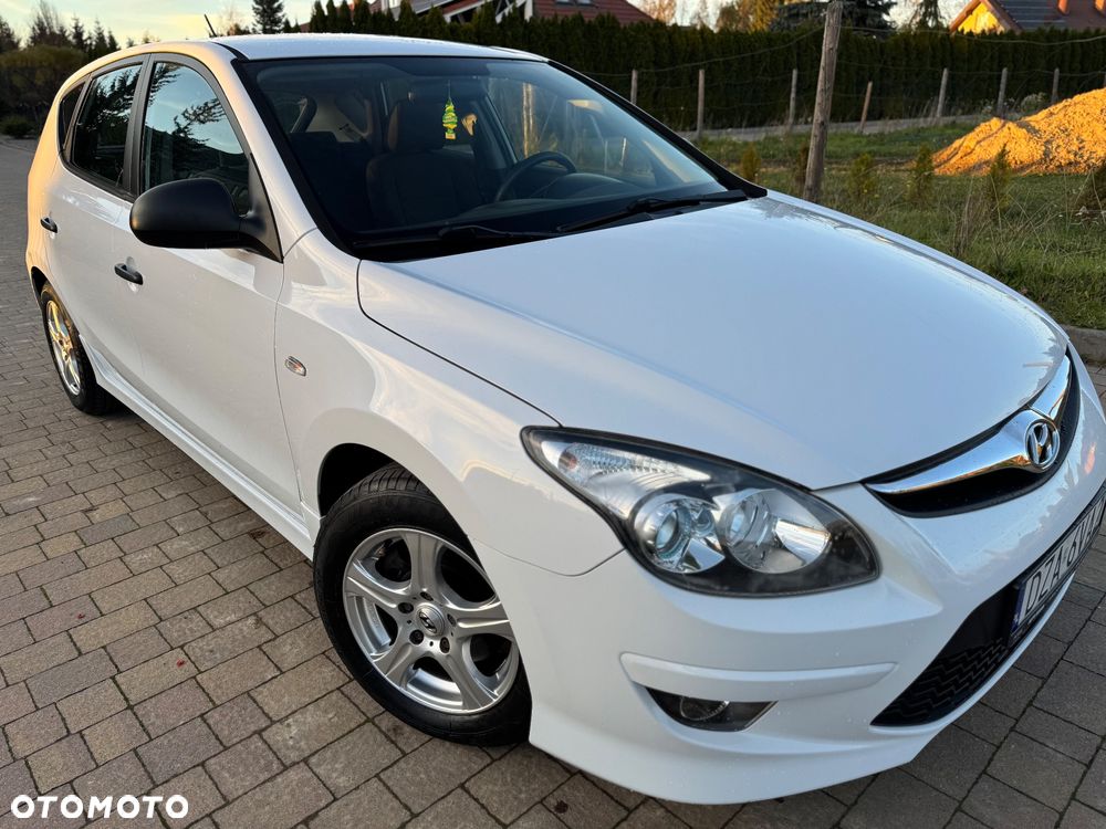 Hyundai i30 1.4 Comfort World Cup - 2