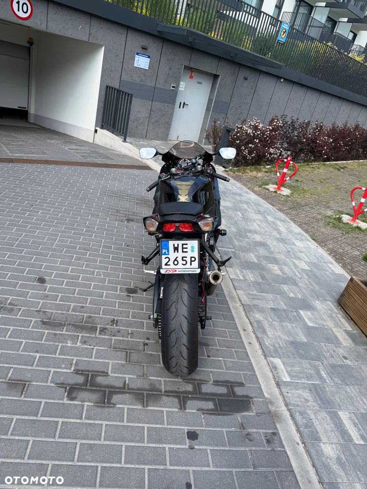 Suzuki GSX-R - 7
