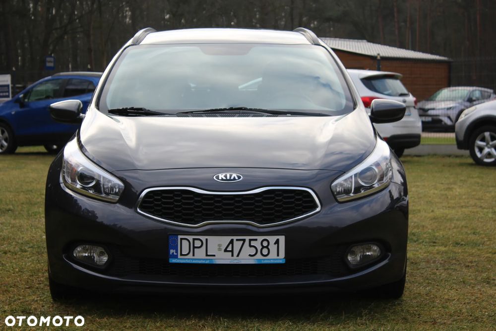 Kia Ceed 1.6 GDI Dream-Team Edition - 8