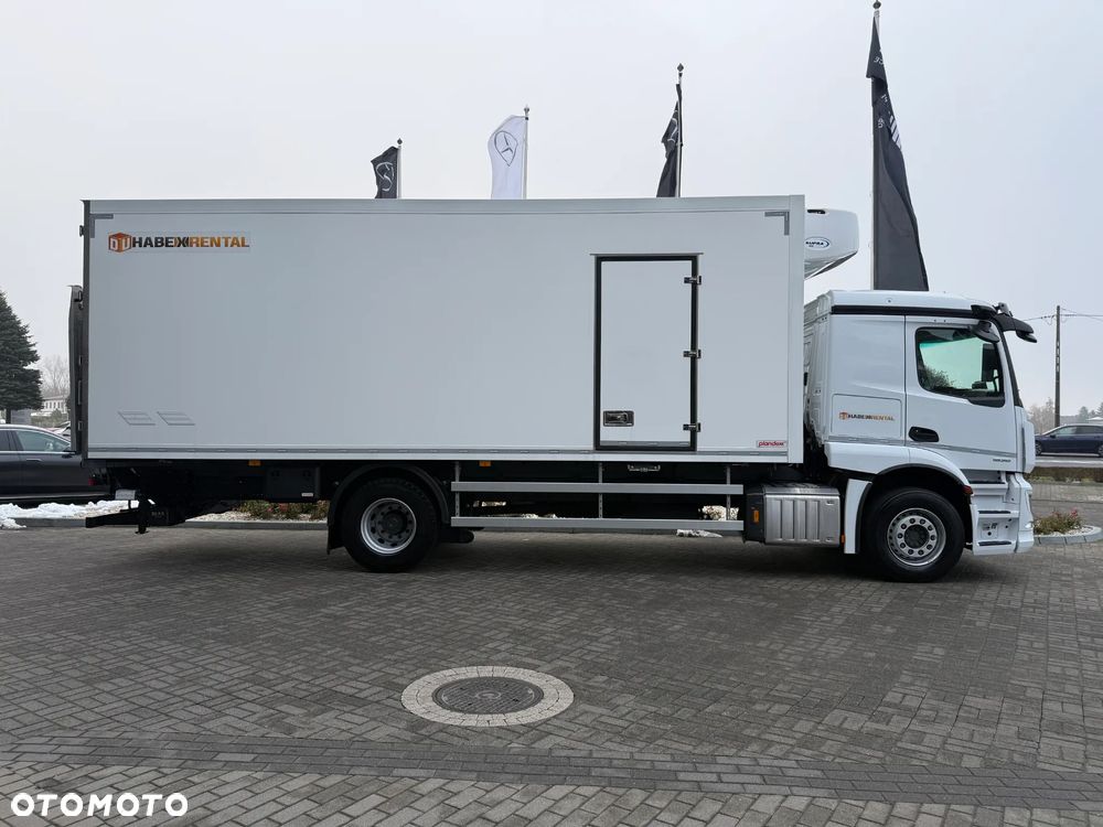 Mercedes-Benz Actros - 2