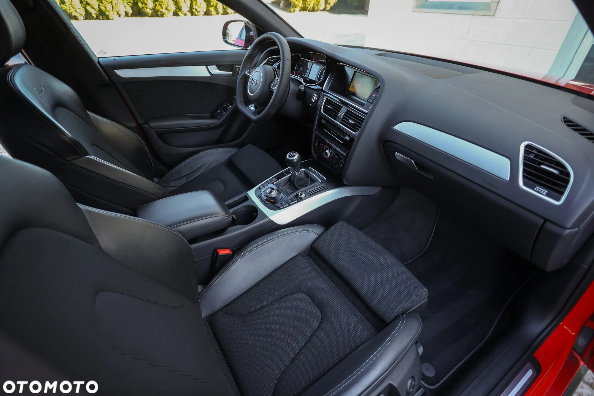 Audi A4 Avant 2.0 TDI DPF S line Sportpaket - 23