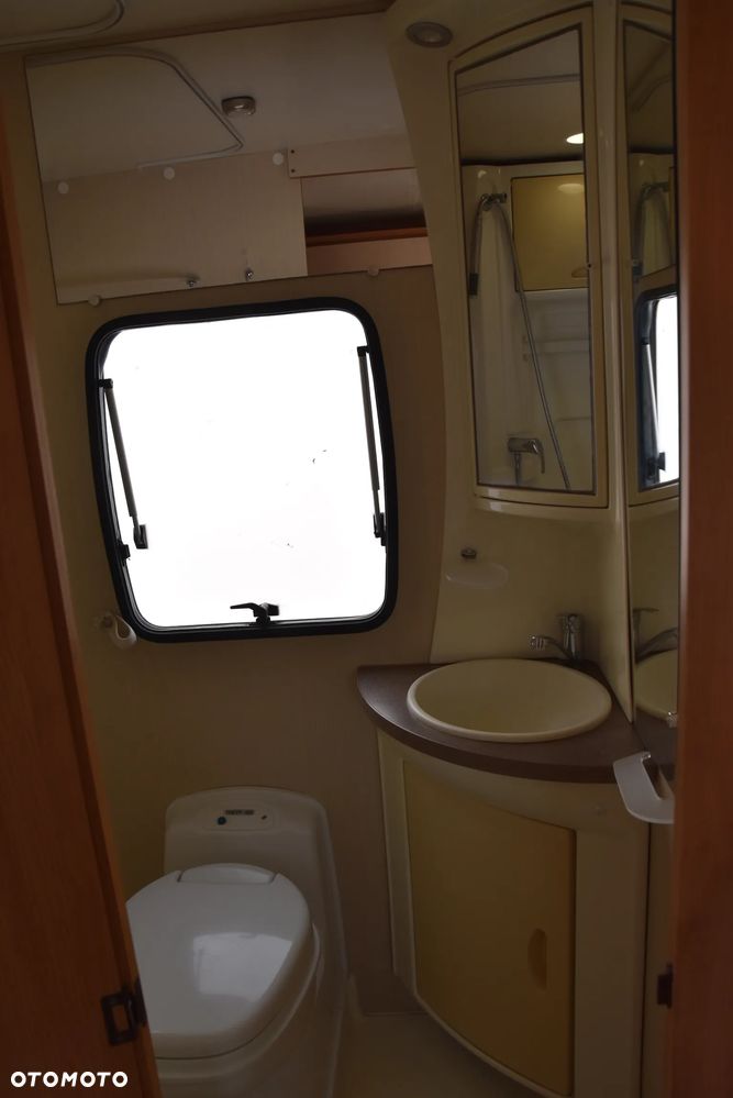 Ford CHAUSSON FLASH 03 - 27