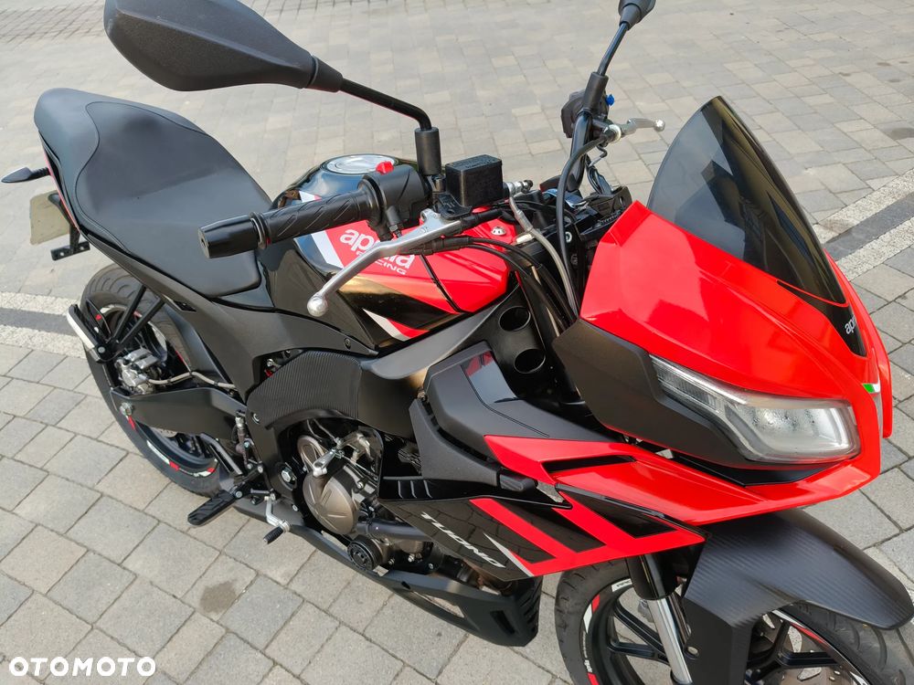 Aprilia Tuono - 7