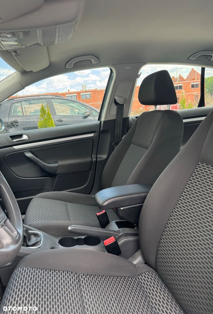 Volkswagen Jetta 1.4 TSI Trendline - 9