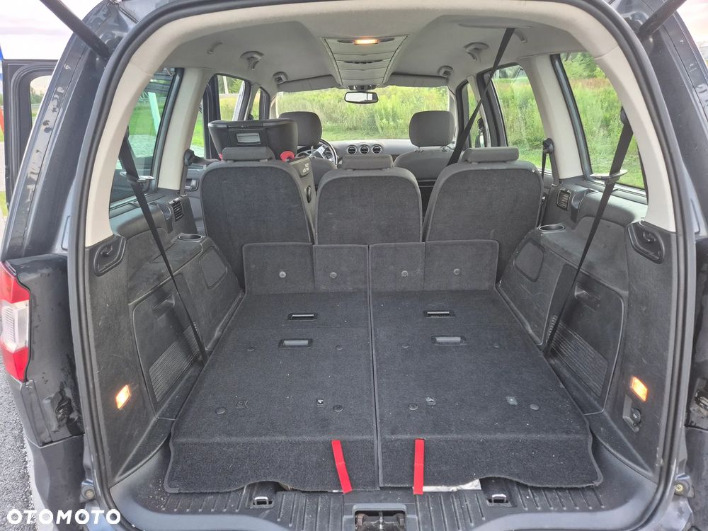 Ford Galaxy 2.3 Ghia - 8