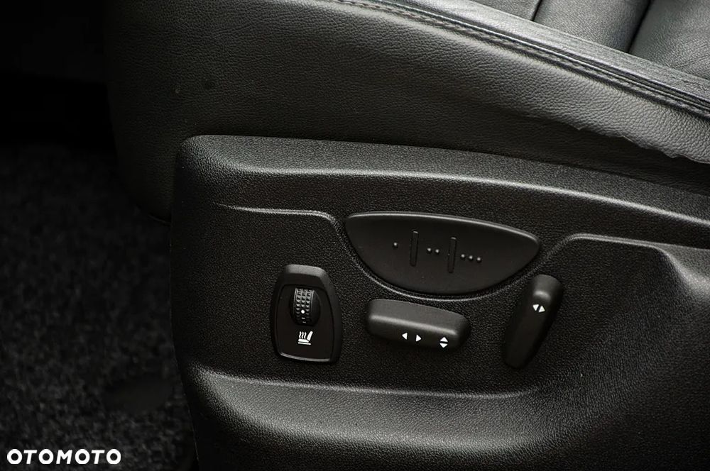 Renault Scenic 2.0 16V Privilege CVT - 38