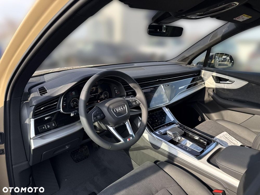 Audi Q7 - 8