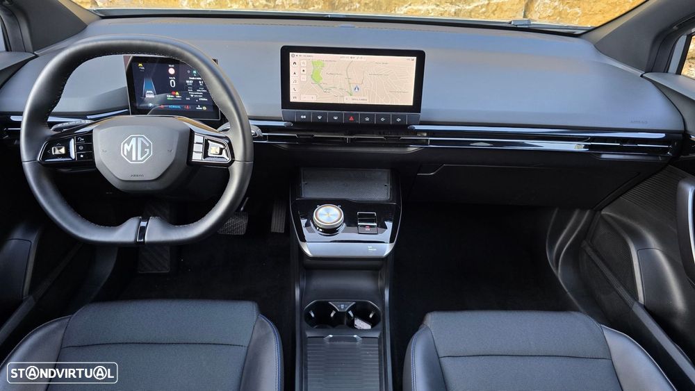 MG MG4 64 kWh Luxury - 10